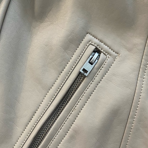 Decjuba Sian Letherette Jacket - Taupe Grey Size 10 - Picture 4 of 4